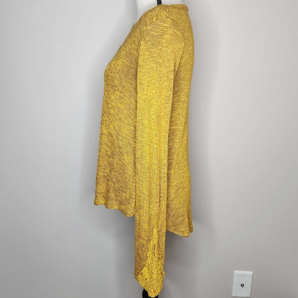 Blu Pepper Mustard Sweater - Picture 3 of 6